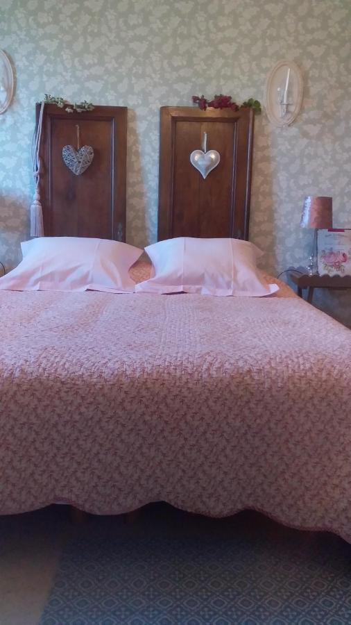 Chambre De Rose - Le Refuge Des Parachutistes - En Bordure Du Marais Neuville-au-Plain Ngoại thất bức ảnh
